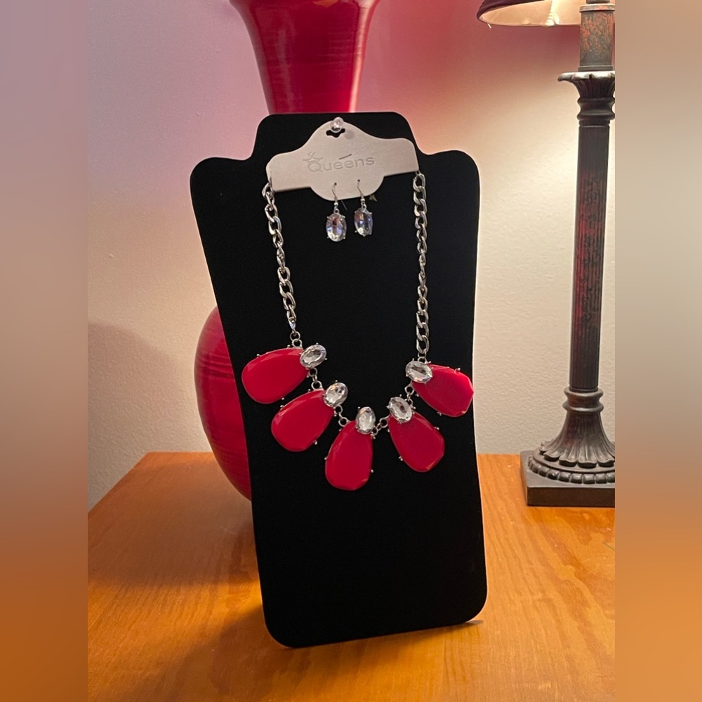 Women Necklace and Earrings
